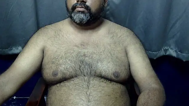 Snapshot of hairysubcub_70 chatting on 4, 6, 2026 hairysubcub 70 online show from 4, 6, 2026