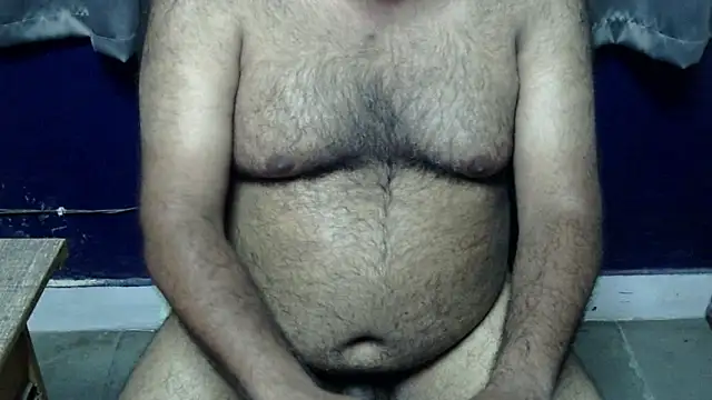 Snapshot of hairysubcub_70 chatting on 6, 6, 2026 hairysubcub 70 online show from 6, 6, 2026