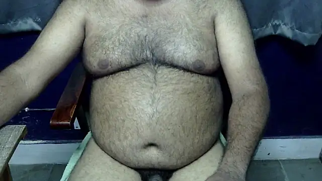 Snapshot of hairysubcub_70 chatting on 11, 6, 2026 hairysubcub 70 online show from 11, 6, 2026