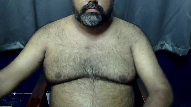 Snapshot of hairysubcub_70 chatting on 12, 6, 2026 hairysubcub 70 online show from 12, 6, 2026