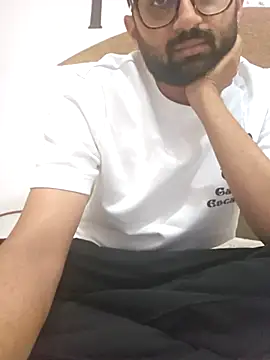 love4shownude online show from 15, 3, 2026