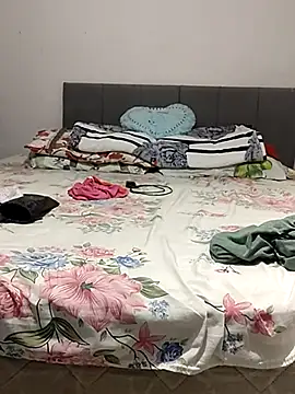 NeydeHotWife online show from 18, 3, 2025