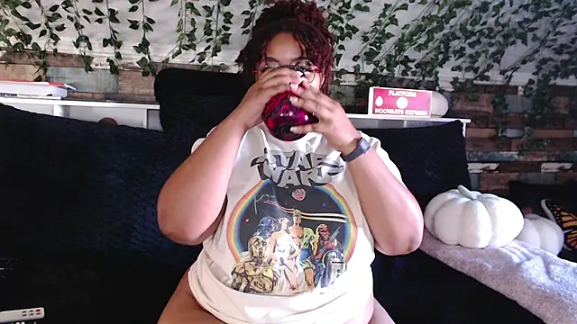 -khayaparker online show from 2, 12, 2024