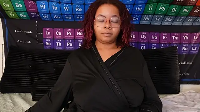 -khayaparker online show from 24, 4, 2026