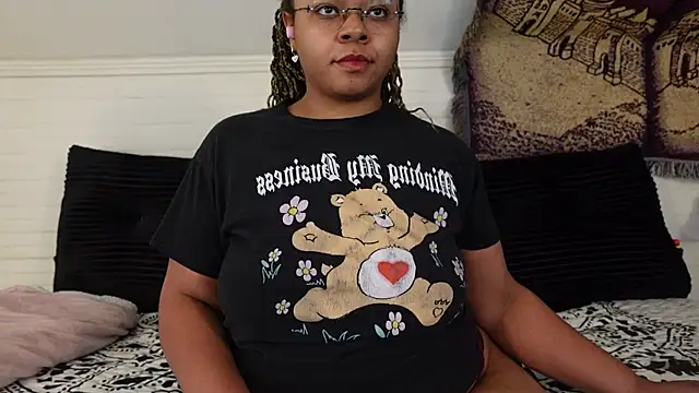-khayaparker online show from 12, 7, 2026