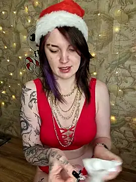 Snapshot of LazyTanukii chatting on 23, 12, 2025 LazyTanukii online show from 23, 12, 2025