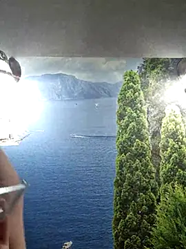 Snapshot of LazyTanukii chatting on 13, 1, 2026 LazyTanukii online show from 13, 1, 2026