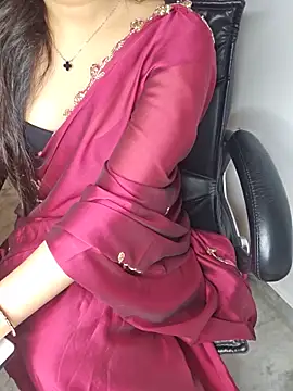 Snapshot of aliyaah_singh chatting on 21, 5, 2026 aliyaah singh online show from 21, 5, 2026