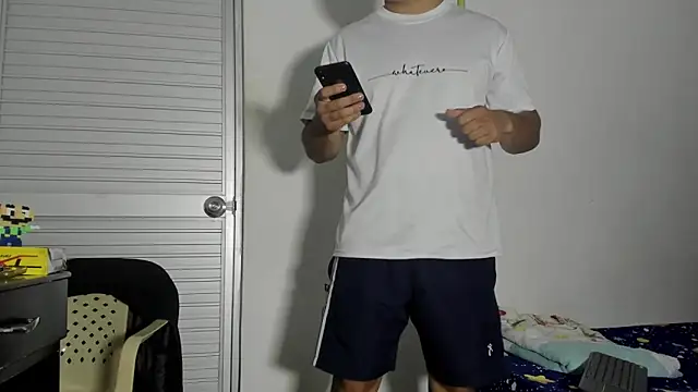 Snapshot of VincentSavage chatting on 12, 1, 2026 VincentSavage online show from 12, 1, 2026