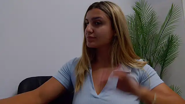 NicolePlay online show from 2, 7, 2026