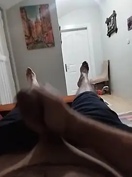 Snapshot of Aykut1990 chatting on 4, 11, 2025 Aykut1990 online show from 4, 11, 2025