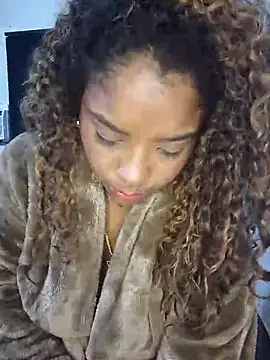 sharom smith1 online show from 30, 1, 2025