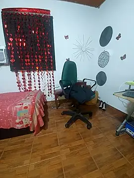 sharom smith1 online show from 28, 2, 2025