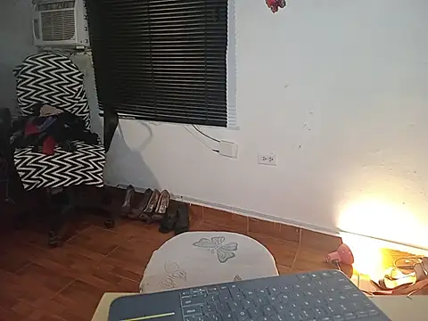 sharom smith1 online show from 26, 4, 2026