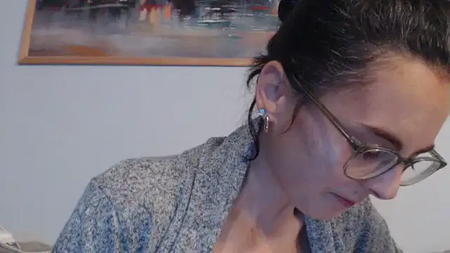 Snapshot of cleophee chatting on 18, 12, 2025 cleophee online show from 18, 12, 2025