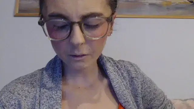 Snapshot of cleophee chatting on 19, 12, 2025 cleophee online show from 19, 12, 2025