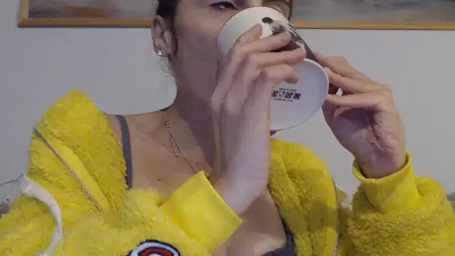 Snapshot of cleophee chatting on 22, 12, 2025 cleophee online show from 22, 12, 2025