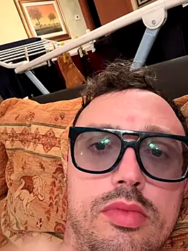 minga1995 online show from 19, 12, 2025