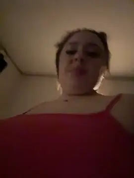 Sara Slow online show from 4, 3, 2025