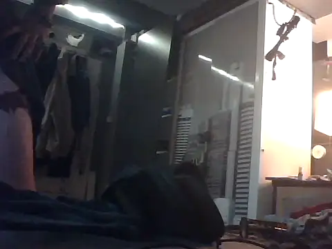 Snapshot of Slutviki69 chatting on 27, 10, 2025 Slutviki69 online show from 27, 10, 2025