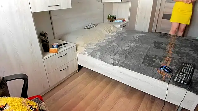 DUSSY PUSSY online show from 22, 4, 2026