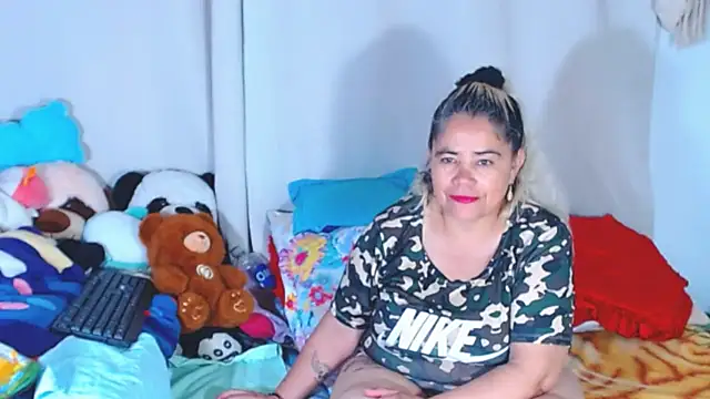 estrellita fugaz16x online show from 8, 10, 2025