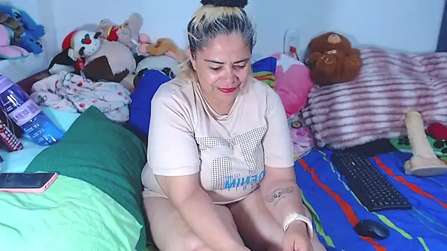 estrellita fugaz16x online show from 21, 6, 2026