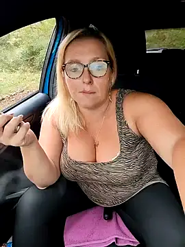 winniess40 online show from 18, 9, 2025