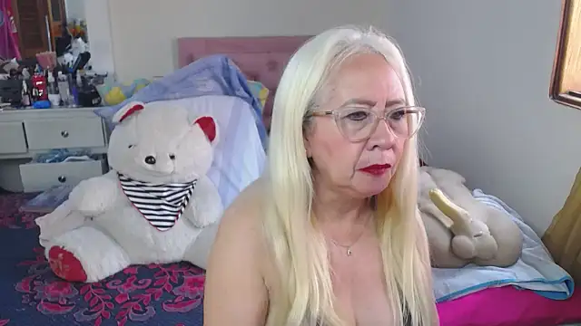 lucy belle bm online show from 27, 4, 2026