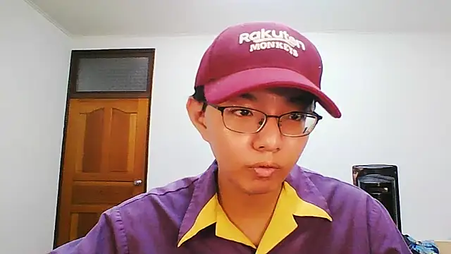 Snapshot of poter77112 chatting on 4, 4, 2026 poter77112 online show from 4, 4, 2026