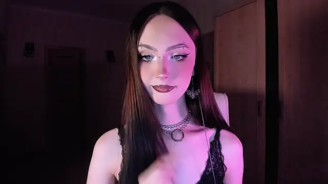 Alice  Aris online show from 3, 10, 2025