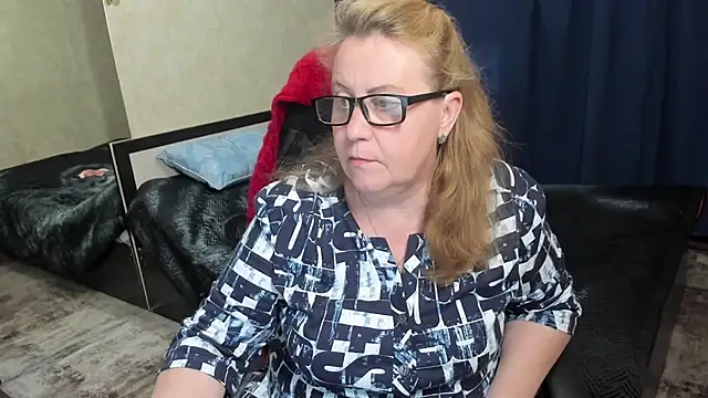 Frau Marta online show from 24, 4, 2026