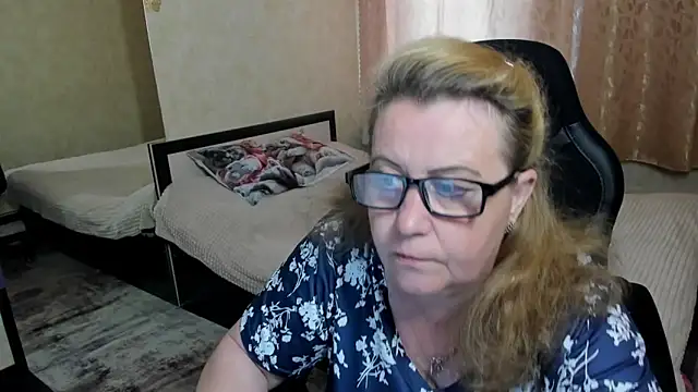 Snapshot of Frau_Marta chatting on 22, 5, 2026 Frau Marta online show from 22, 5, 2026