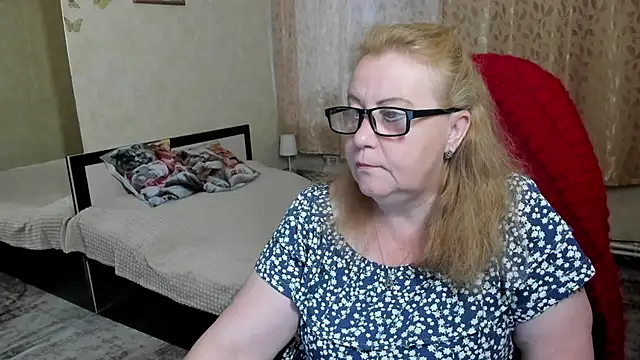 Snapshot of Frau_Marta chatting on 5, 6, 2026 Frau Marta online show from 5, 6, 2026