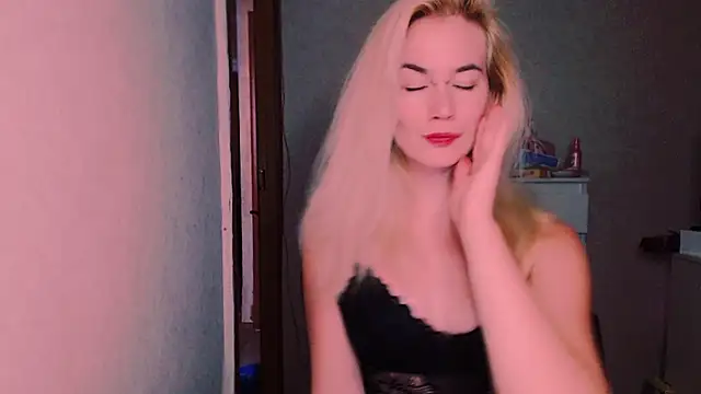 xxxcharismaaa online show from 13, 10, 2025