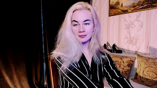 xxxcharismaaa online show from 16, 11, 2025