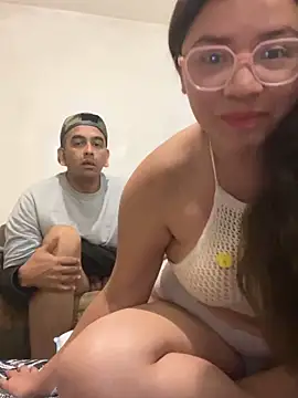 Vivi Kvsh online show from 29, 3, 2026