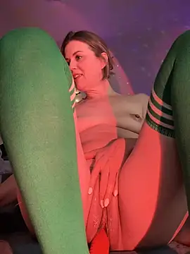 Snapshot of MaiseKnox chatting on 27, 12, 2024 MaiseKnox online show from 27, 12, 2024