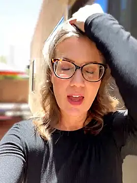 MaiseKnox online show from 24, 4, 2026