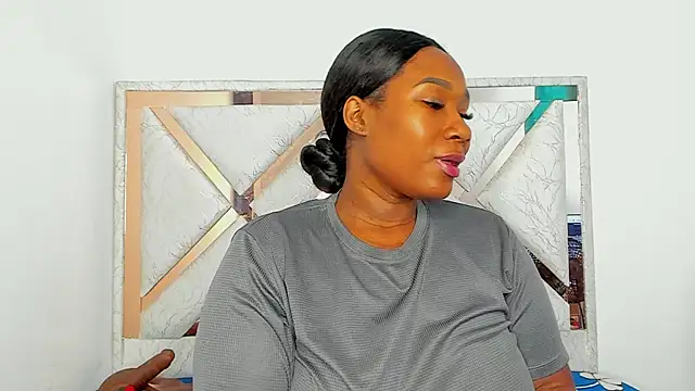 WhitneyWells online show from 11, 7, 2026