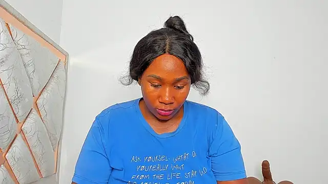 WhitneyWells online show from 31, 7, 2026