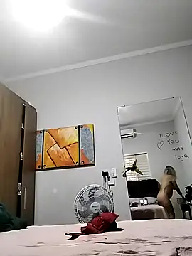 vivifernades online show from 5, 1, 2025