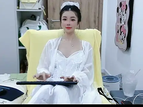 Cute Ruby01 online show from 22, 5, 2026