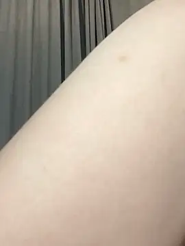 Snapshot of AnikaBest chatting on 5, 2, 2025 AnikaBest online show from 5, 2, 2025