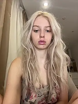 Snapshot of AnikaBest chatting on 31, 10, 2025 AnikaBest online show from 31, 10, 2025