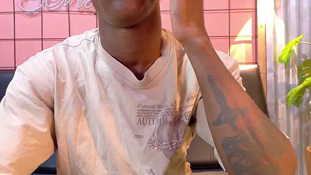 Snapshot of martin_killer chatting on 1, 5, 2026 martin killer online show from 1, 5, 2026