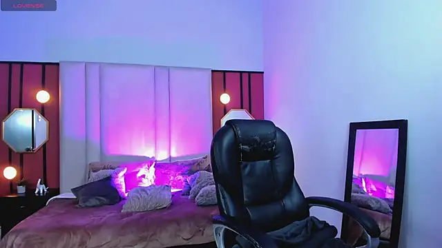 GraceElizabeth  online show from 14, 3, 2025