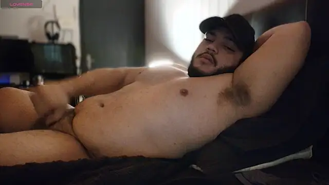 Snapshot of theusxbear chatting on 27, 7, 2026 theusxbear online show from 27, 7, 2026