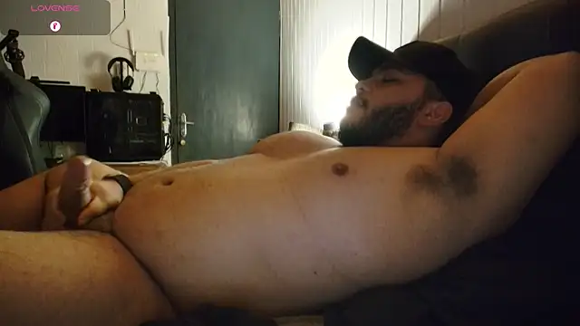 Snapshot of theusxbear chatting on 1, 8, 2026 theusxbear online show from 1, 8, 2026