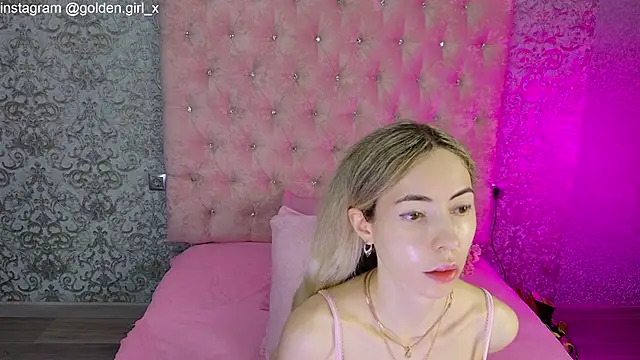 Akilla Queen online show from 12, 6, 2026